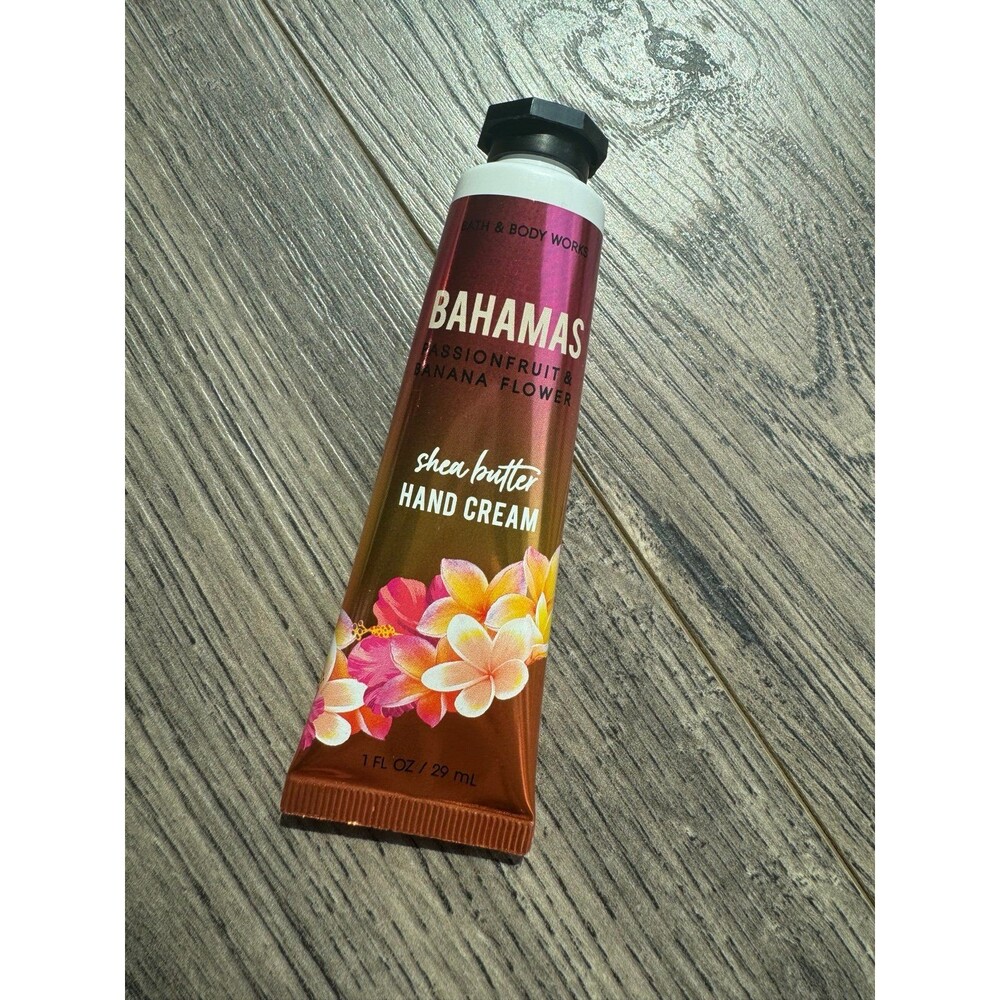 Bath & Body Works Bahamas Passionfruit Banana Flower Shea Butter Hand Cream